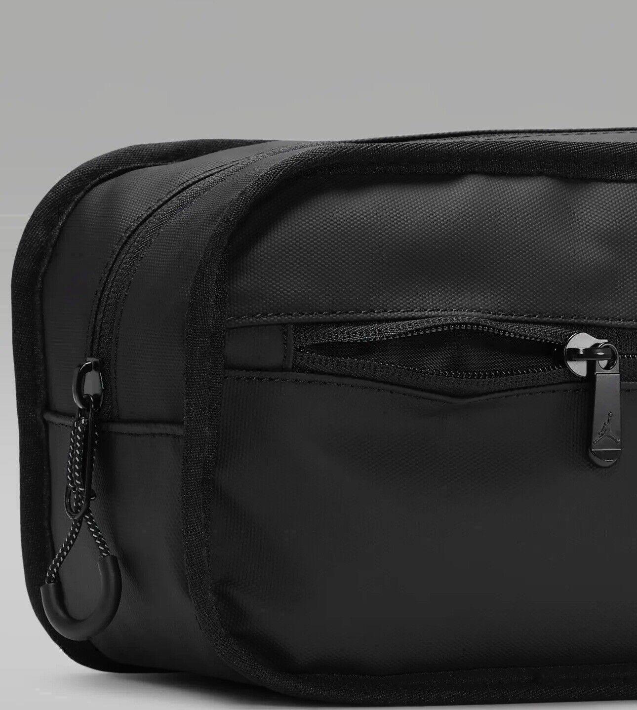 Nike Air Jordan Men's Travel Dopp Kit Clutch Toiletries Bag