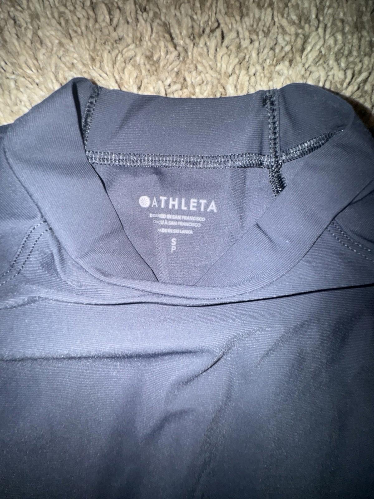 NEW Athleta SMALL Crosstrain Ultra Crop Top, Black Fitted Shirt Workout Running
