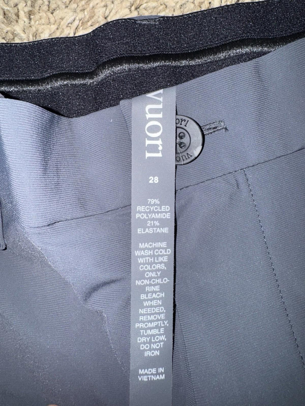 NEW VUORI Fleet Chino Shorts Men's Size 28 Charcoal  NWT