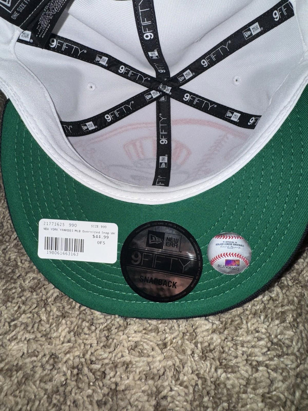 New Era 9fifty White New York Yankees Hat Cap Big Logo Embroidered Logo SnapBack