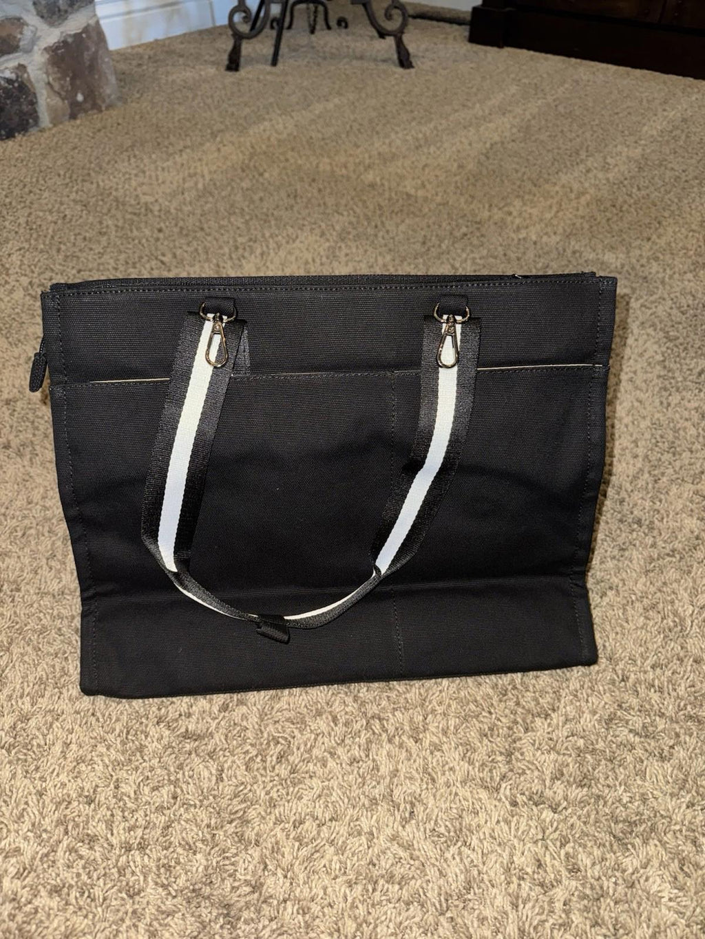 NEW Vaschy Pickleball Tote Bag Duffel BLACK Canvas WHITE trim Sold Out Online!