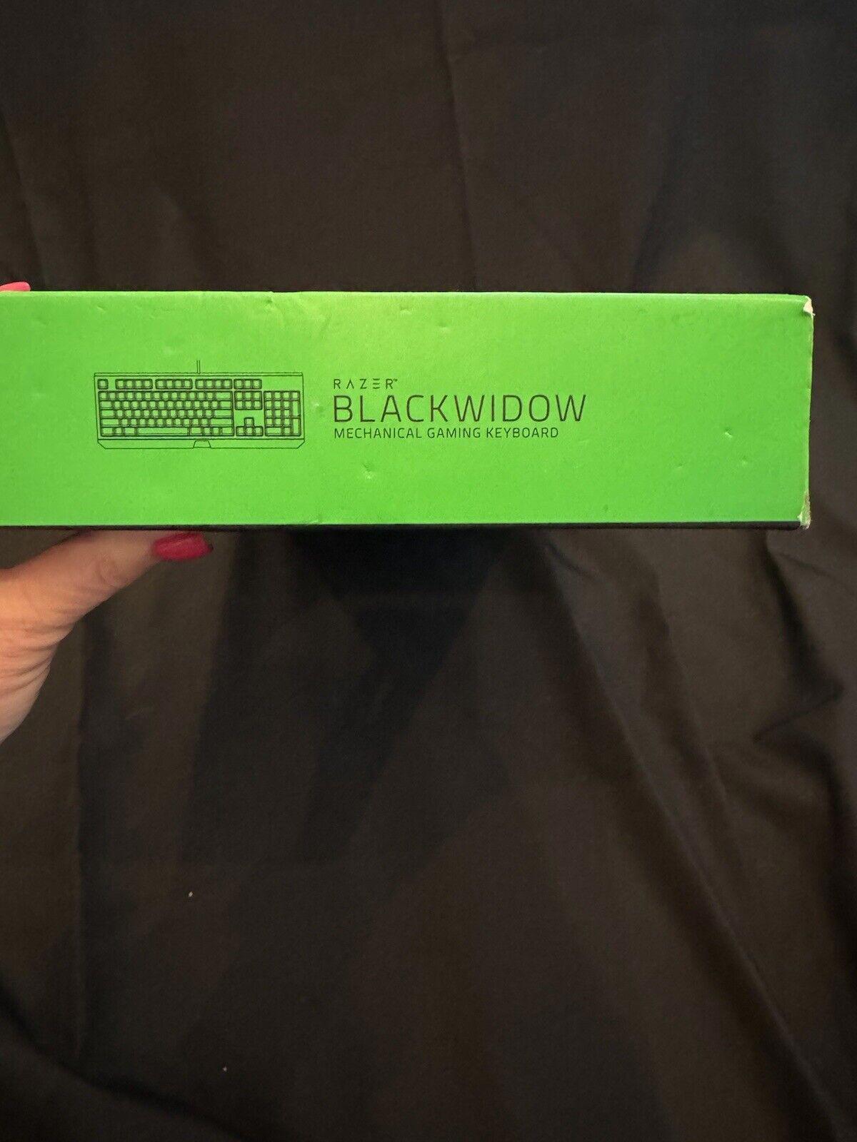 Razer BlackWidow Chroma V2 Mechanical Green Switch Gaming Keyboard - Black...