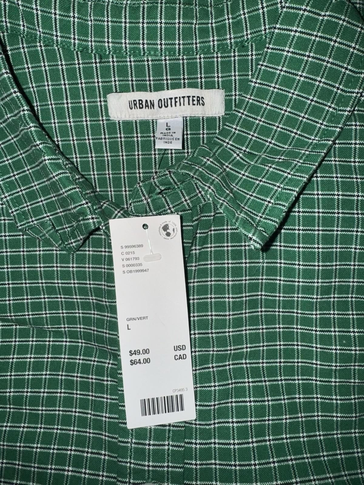 NEW UO Check Pattern Cutoff Oxford Shirt L GREEN. NWT