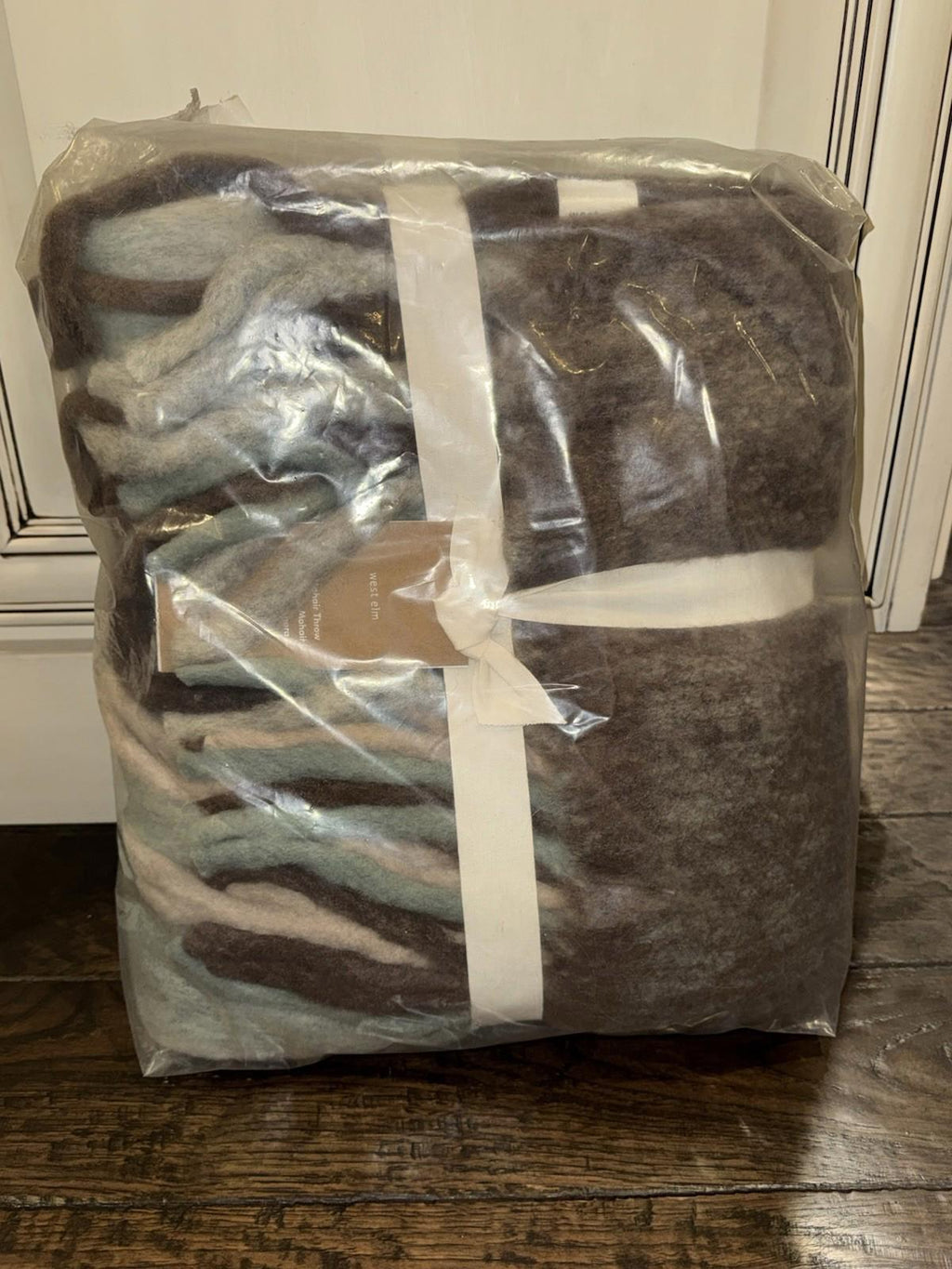 NEW West Elm Faux Mohair Framed Ombre Throw Blanket, 50 x 60 in Bordeaux