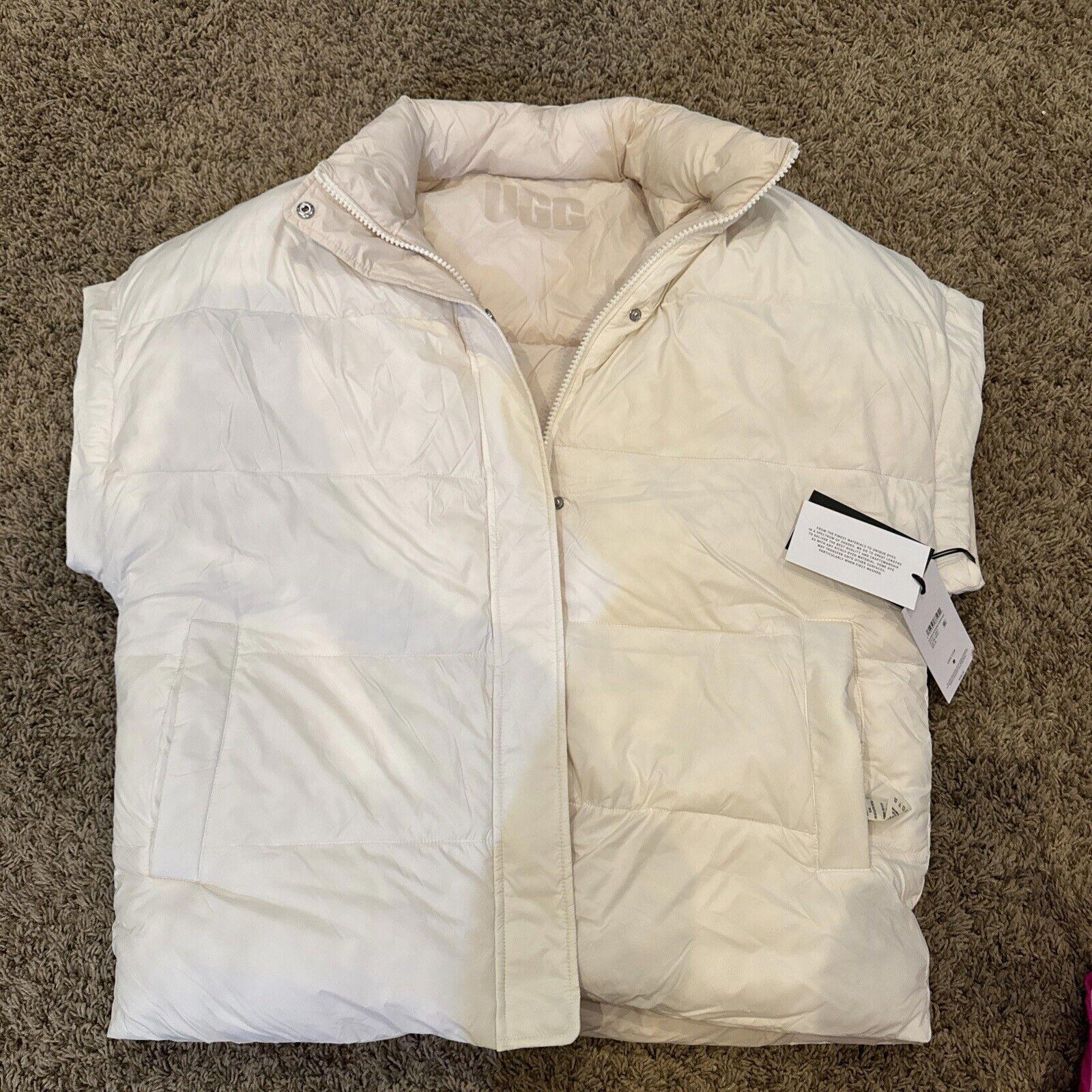 UGG Womens Sydnee Reversible Puffer Vest White/Cream Size-L