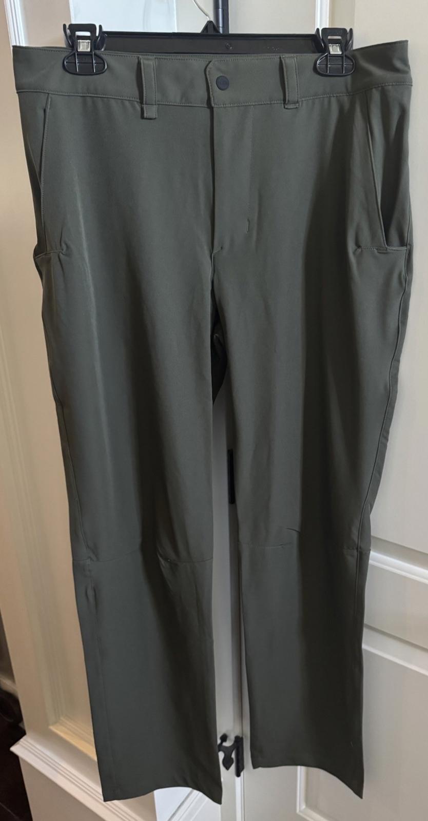 NEW! The North Face Men's Size 31x32 Reg Paramount  Active Pants Green