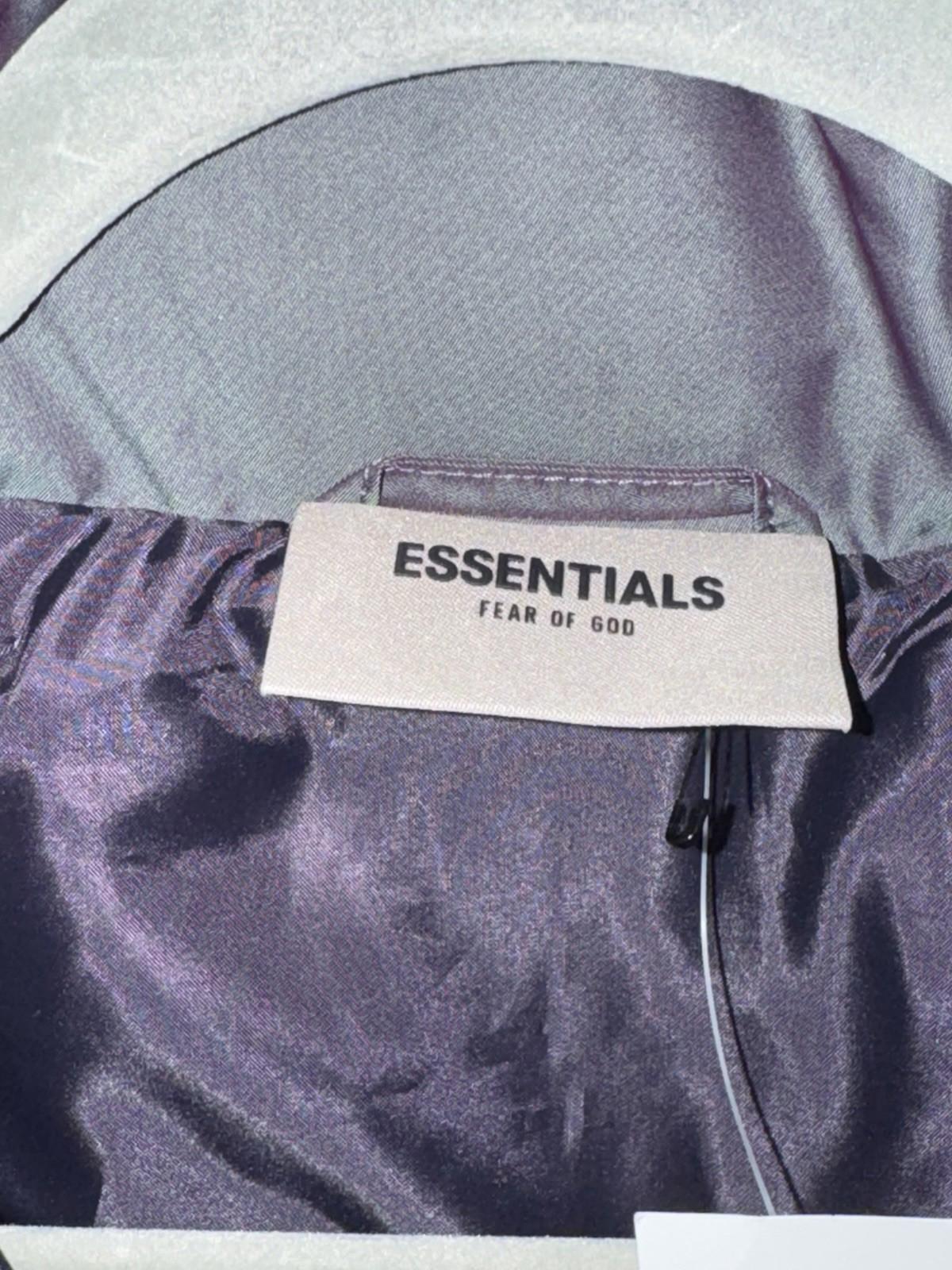 Essentials Fear Of God Jacket Medium iridescent Puffer Down Quilted Full Zip NEW