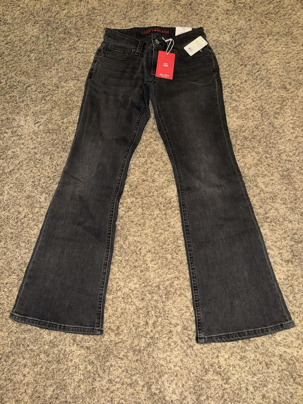 NEW  Lucky Brand Low Rise Flare jeans in a Phantom wash, size 4/27 R NWT