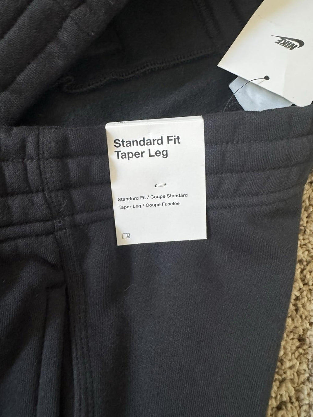 Nike Sportswear Fleece Joggers Sweatpants Size L Black Tapered 716830 063 New