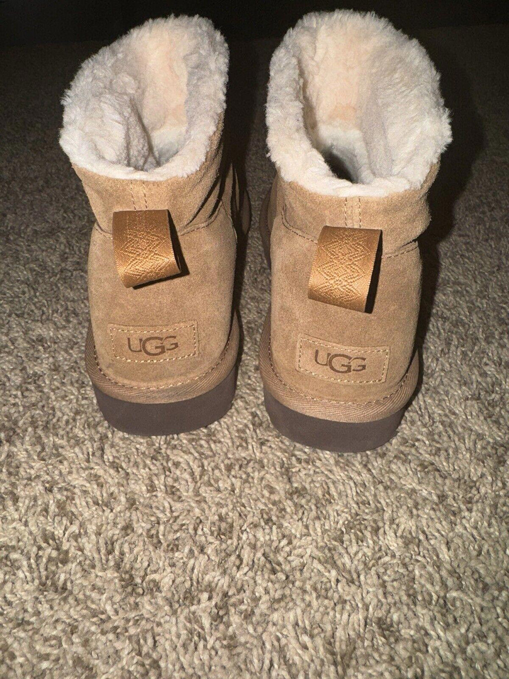 NEW! Ugg Women Mini Toggler sz 9 US Chestnut RARE