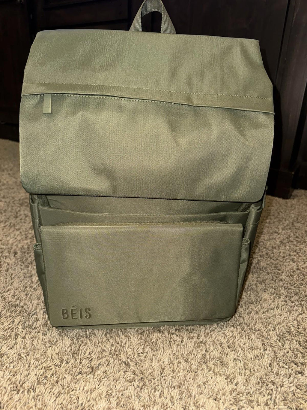 BEIS The Ultimate Diaper Backpack in Olive 24.42L NEW! SOLD OUT ONLINE!