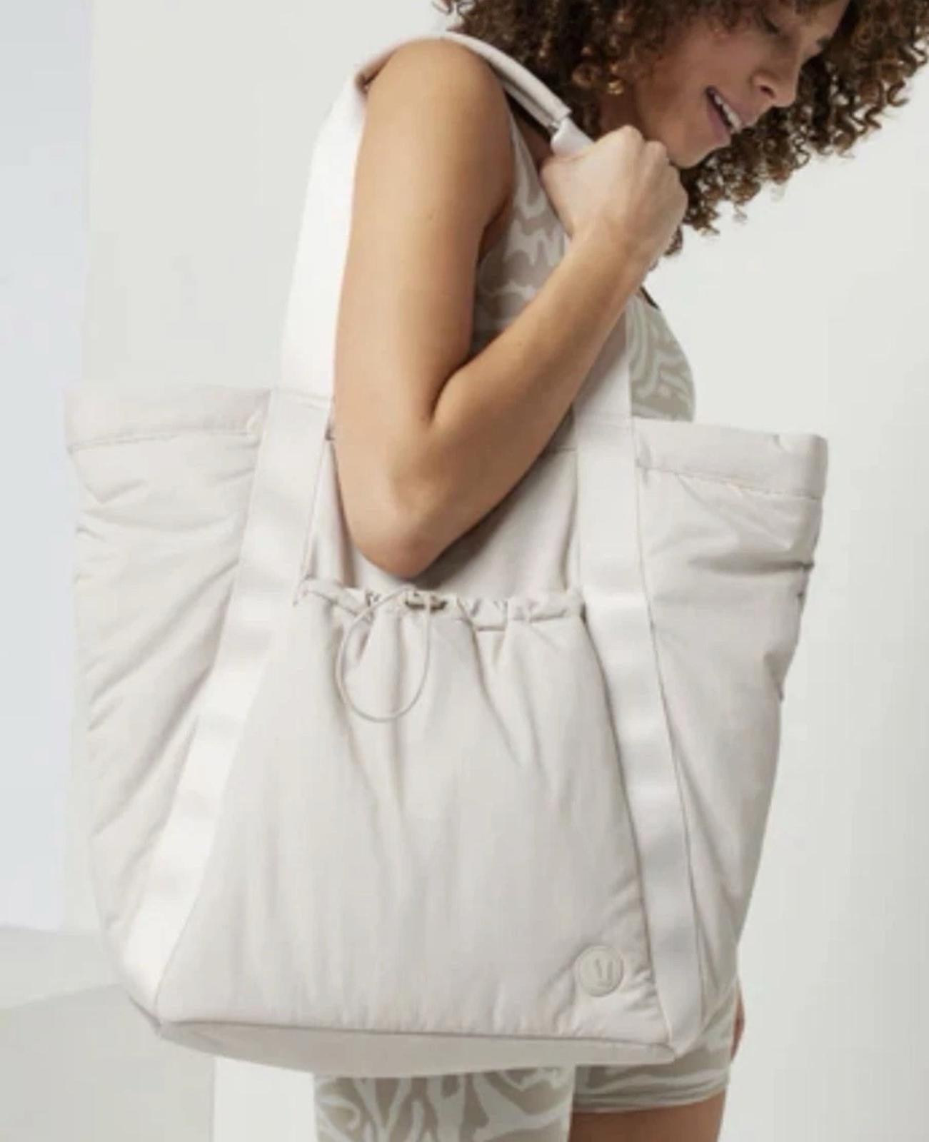 RARE Sold Out Brand New w/tag Vuori - All Around Tote Cream White new style NEW