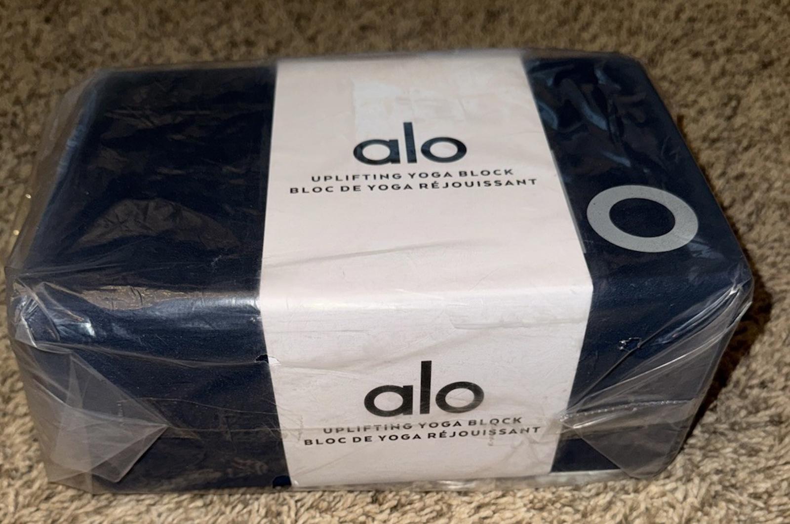 NEW Alo Yoga “ECLIPSE BLUE” Dense Foam Brick Block NWT New In packaging
