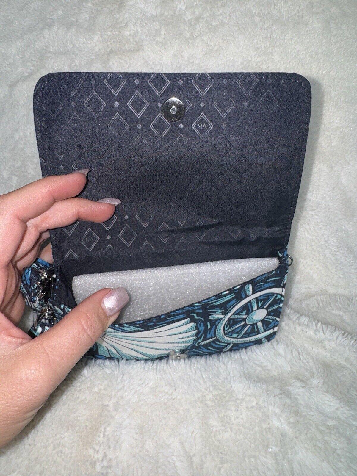 Vera Bradley RFID 3 in 1 Crossbody In Shore Enough NWOT