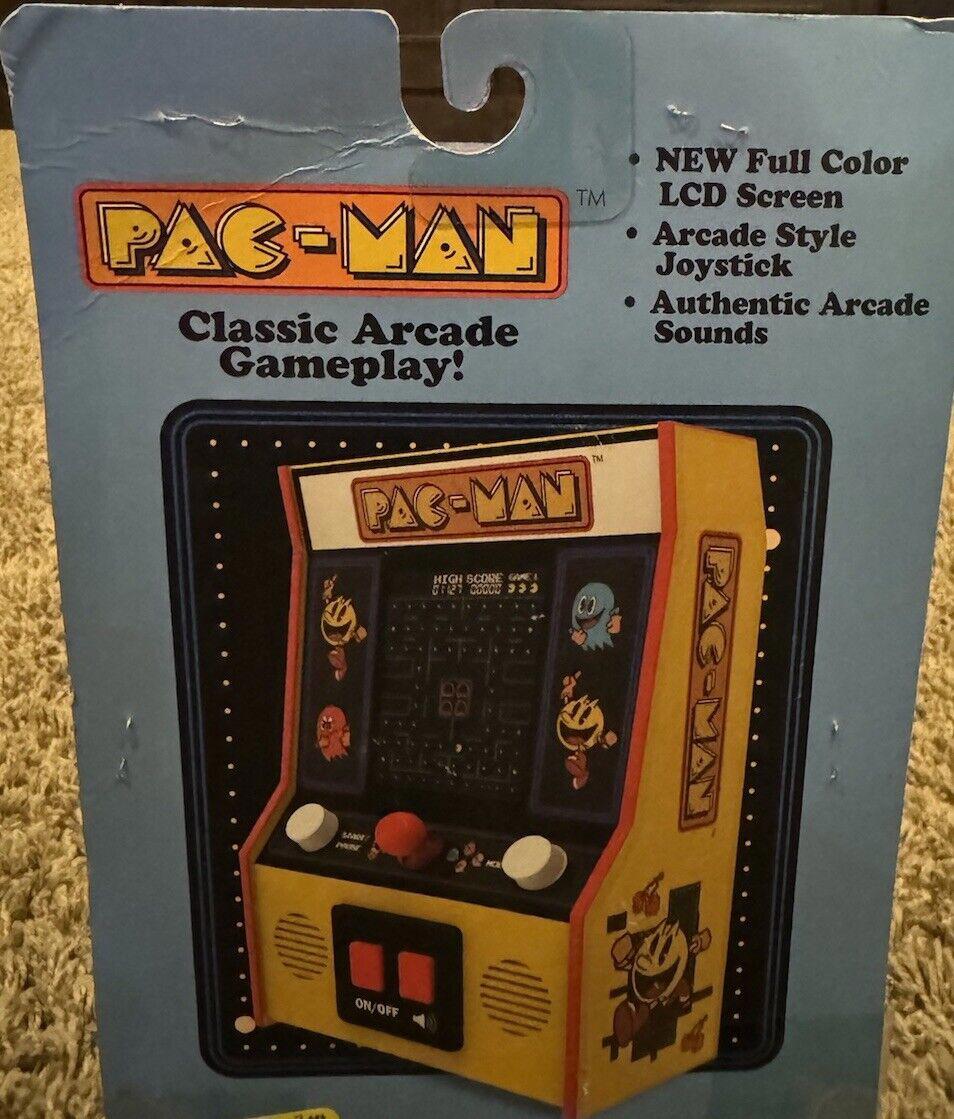 PAC-MAN Mini Arcade Game Classic Arcade Electronic Video Game Retro Basic NEW!