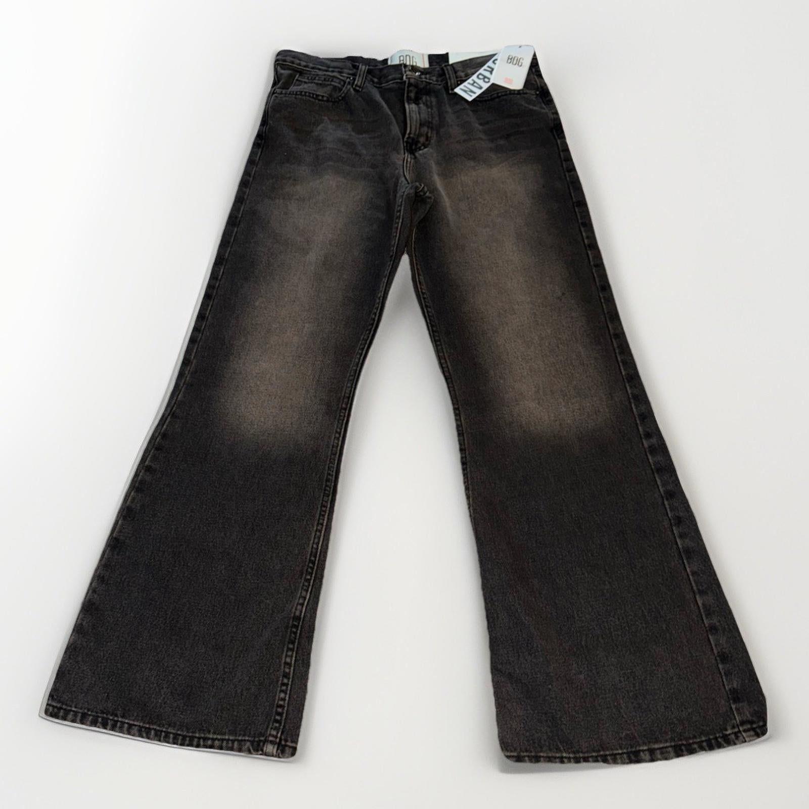 NEW URBAN OUTFITTERS BDG Slacker Relaxed Flared Jean Size 32/30 NWT
