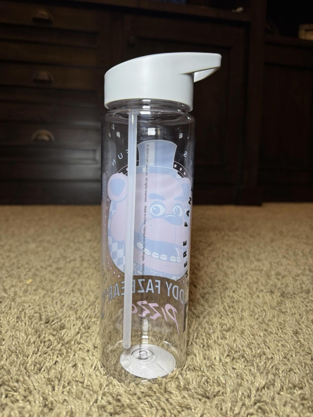 BIOWORLD FIVE NIGHTS AT FREDDYS FNAF FREDDY FAZBEAR PIZZA 24 FL OZ WATER BOTTLE