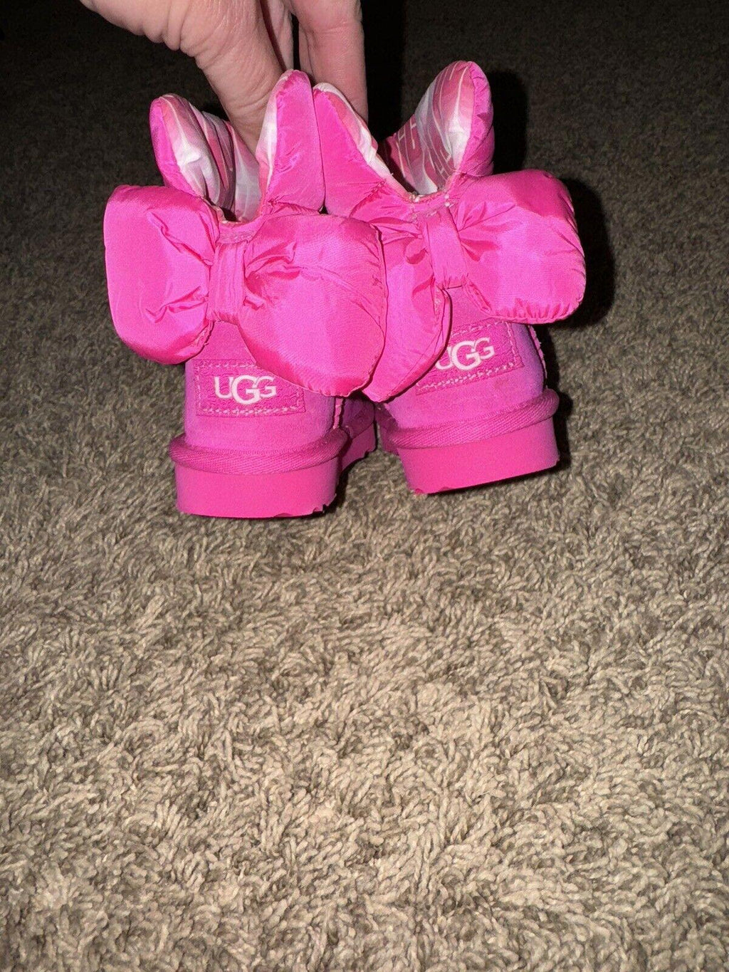 NEW UGG MAXI WAVELENGTH BAILEY BOW PUFFER BOOTS Youth 6 💕