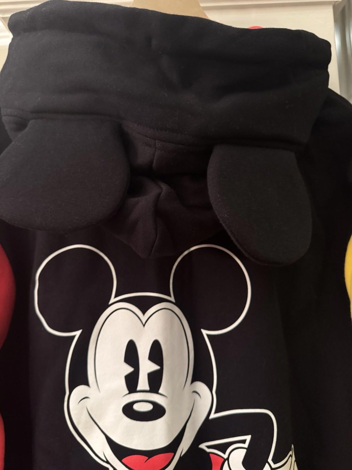 NEW! Disney Mickey Mouse ''Best of Mickey'' Zip Hoodie for Adults. Large NWT