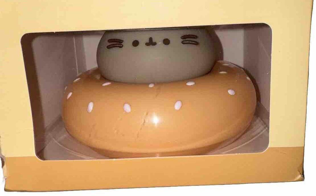 Pusheen LOAFIN’ Vinyl Figure BRAND NEW Released April 2024