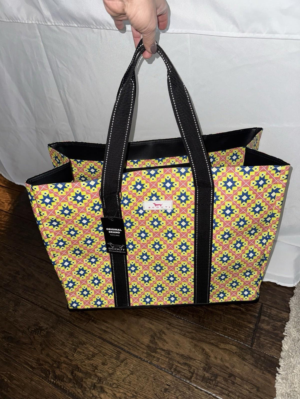 NEW SCOUT Original Deano Large Utility Tote For Women Point Taken NWT