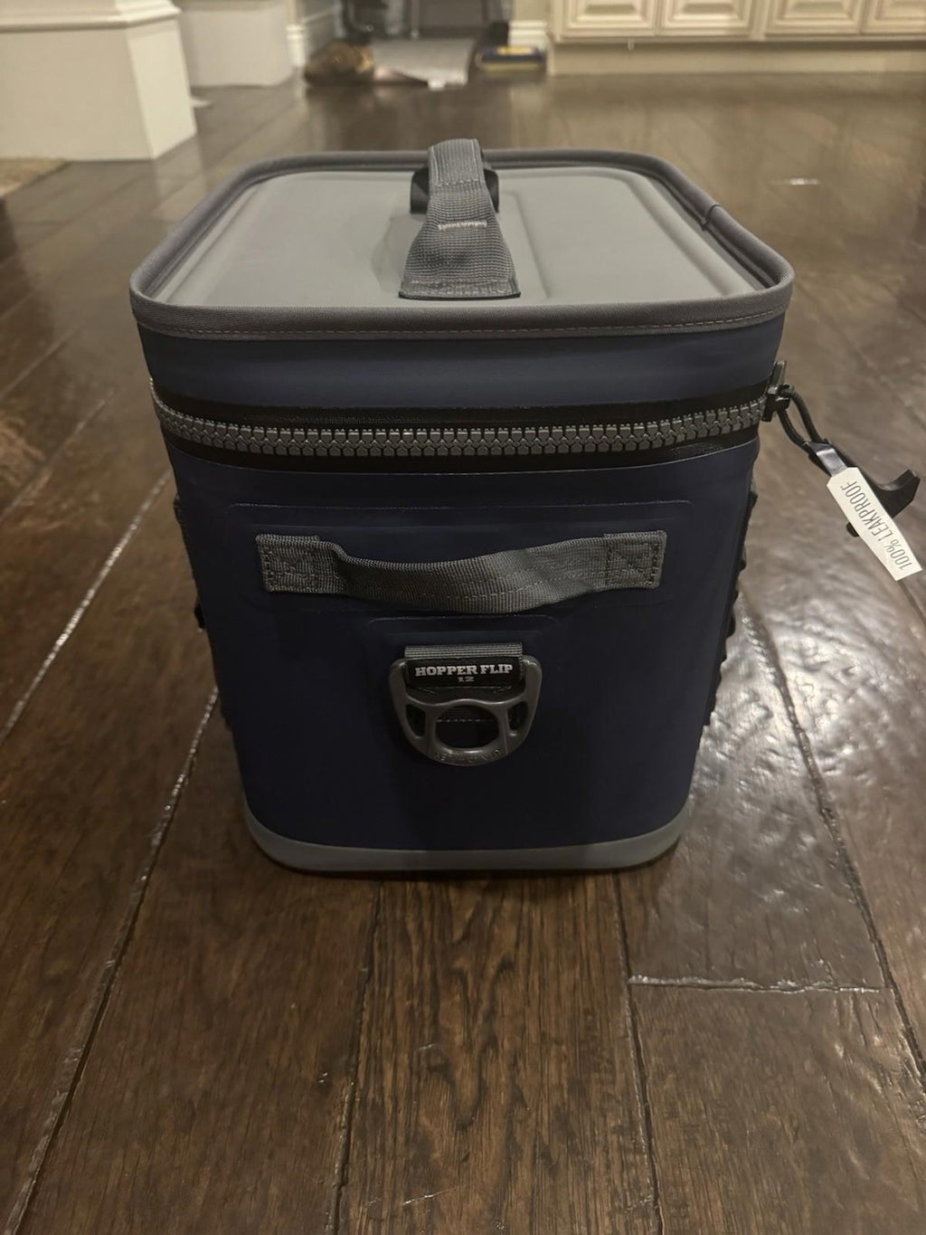 NEW! YETI Hopper Flip 12 Portable Soft Cooler, Navy Blue