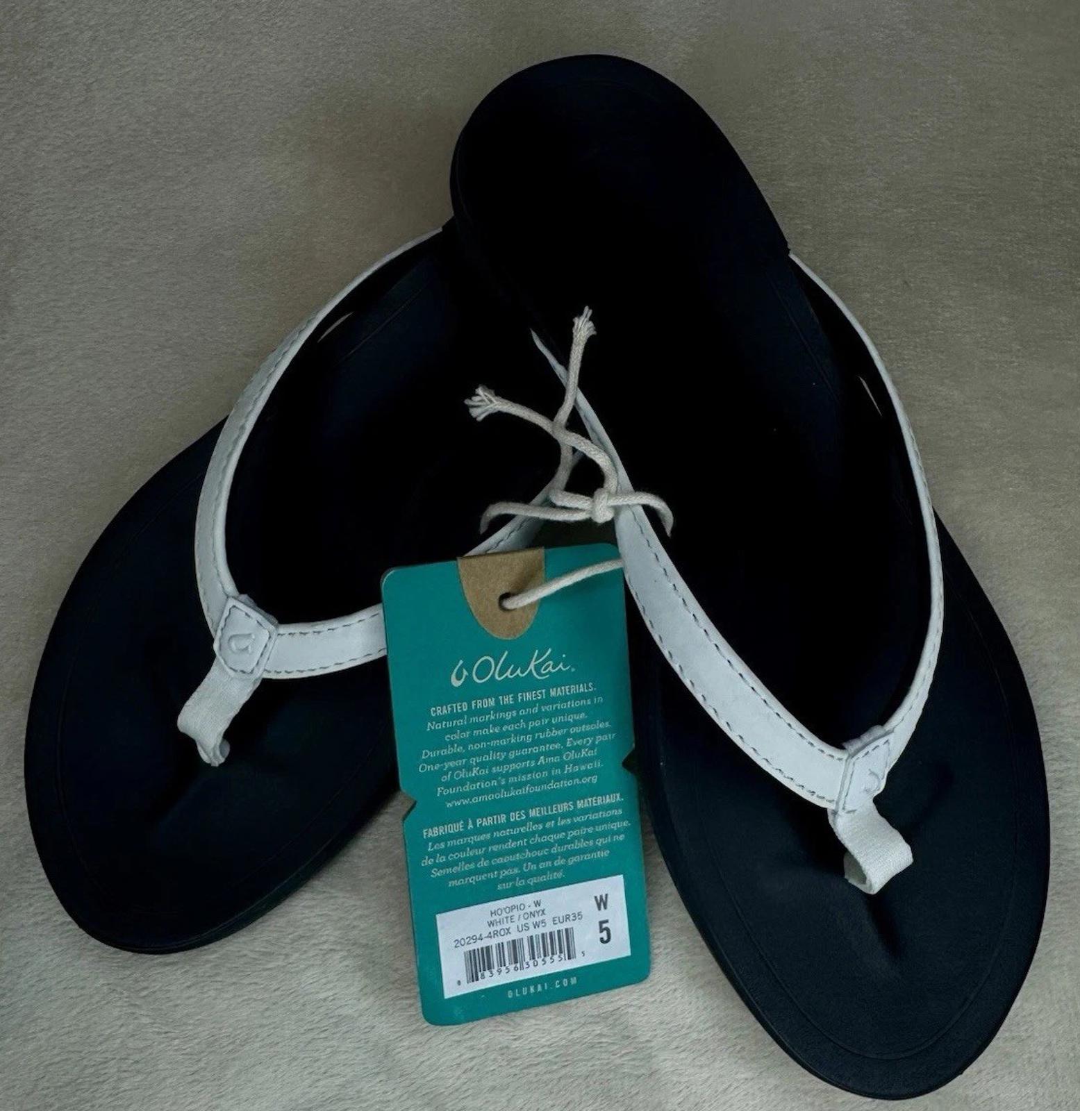 Olukai Women's Ho'opio Flip Flop Sandals - White/Onyx NWOB Sz 5