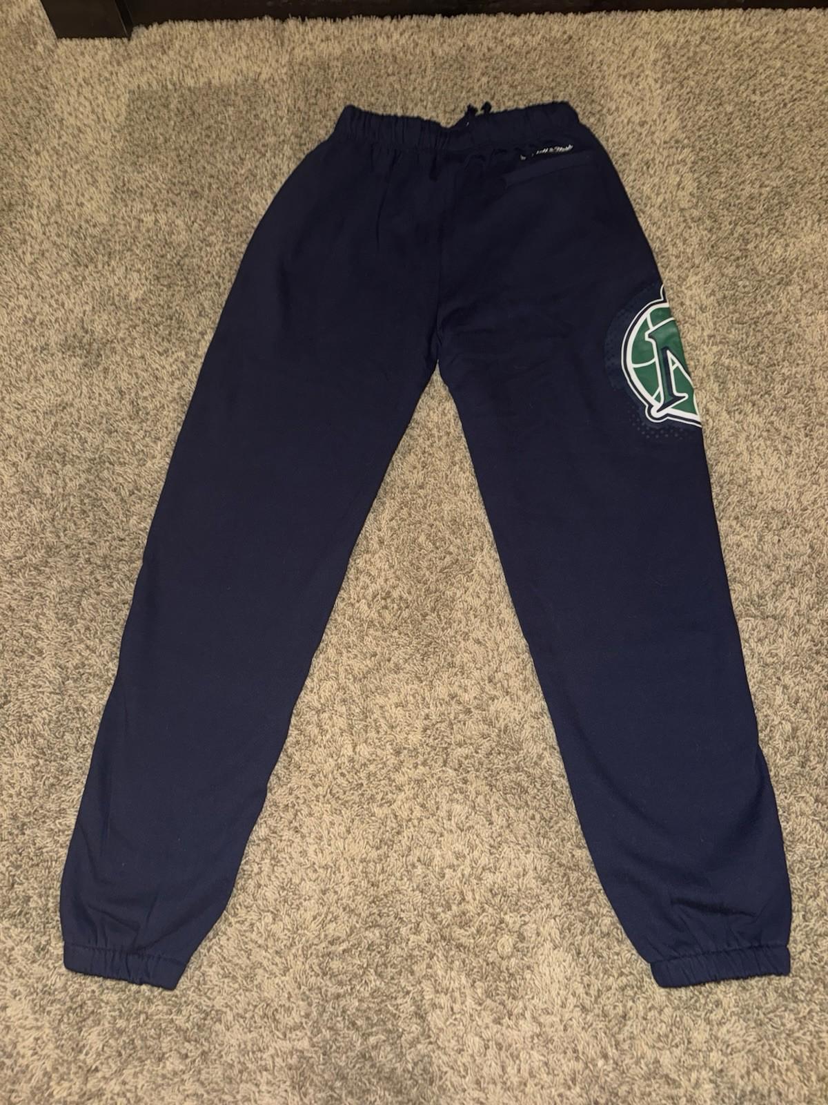 NEW! Dallas Mavericks Pants LARGE Mitchell Ness Hardwood Classics Joggers NWT