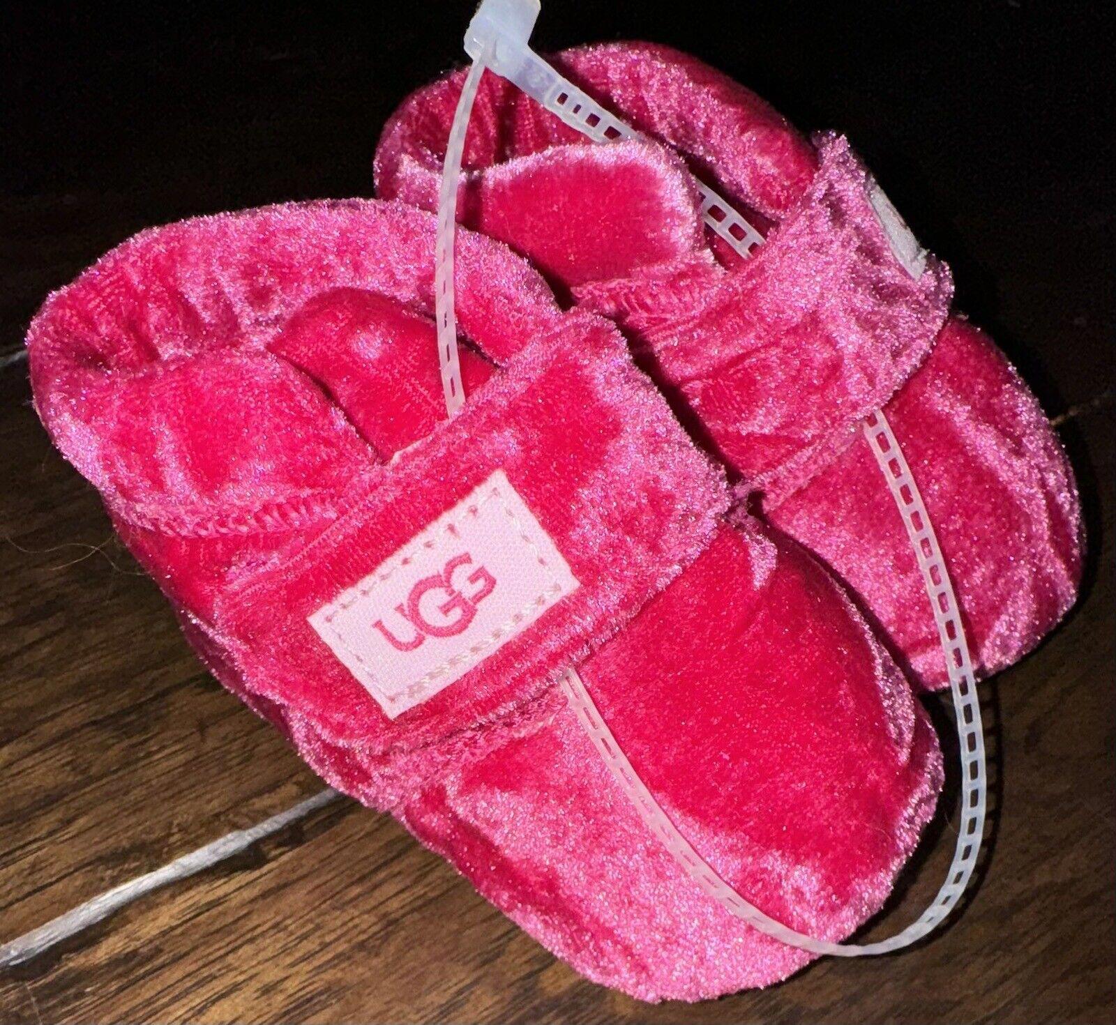 UGG BABY SIZE 0/1 OR 04/05 INFANT RASPBERRY SORBET BOOTIE