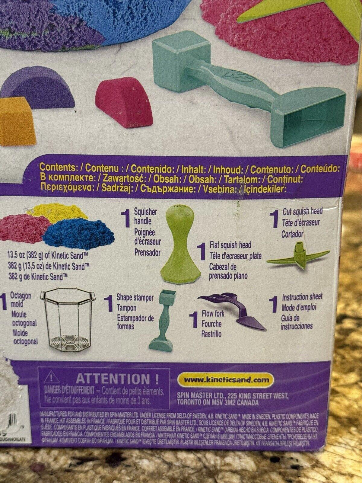 Kinetic Sand, Squish N’ Create Playset, with 13.5oz of Blue, Yellow & Pink NIB