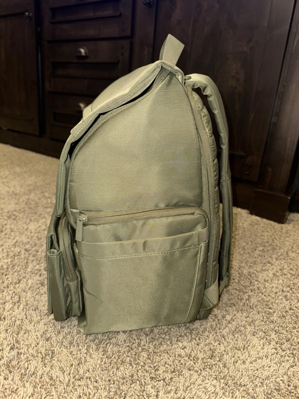 BEIS The Ultimate Diaper Backpack in Olive 24.42L NEW! SOLD OUT ONLINE!