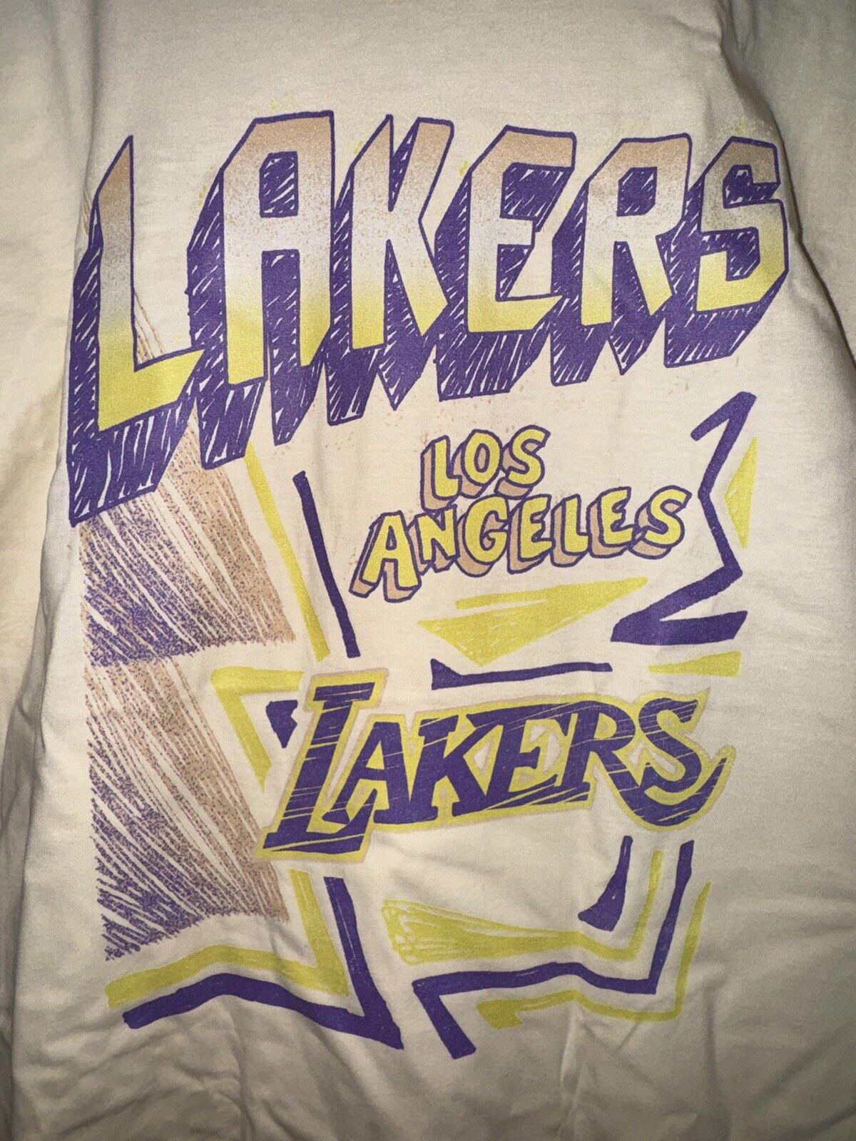 NEW! Mitchell & Ness LA Lakers Sidewalk Sketch T-Shirt LG