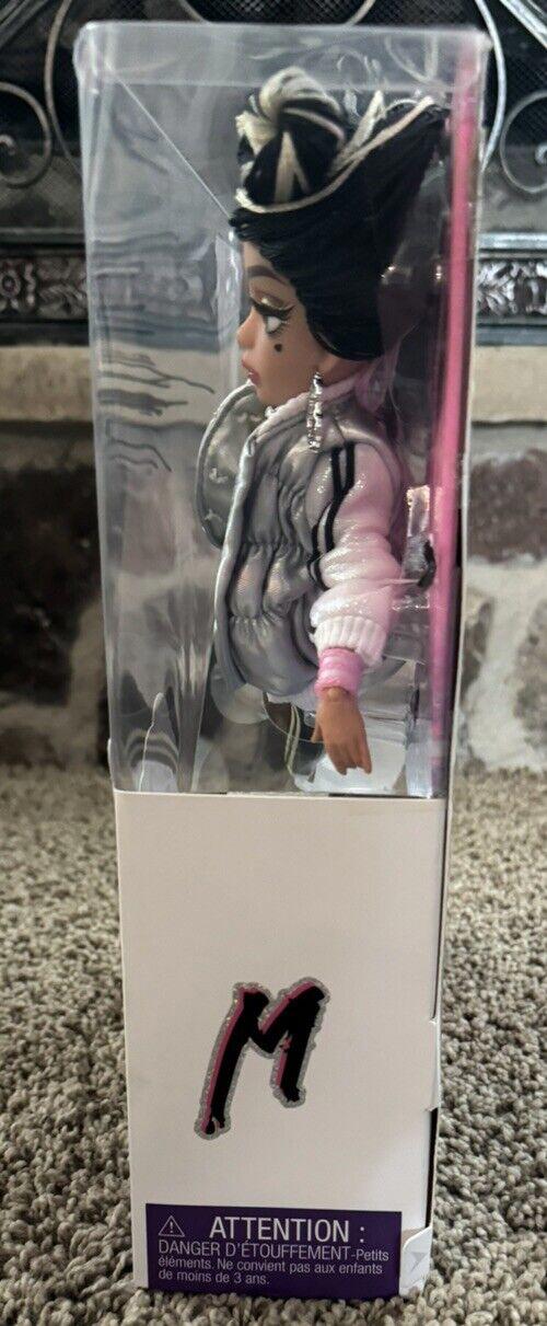 Mermaze Mermaidz Color Change Jordie Mermaid Fashion Doll with Accessories NEW!