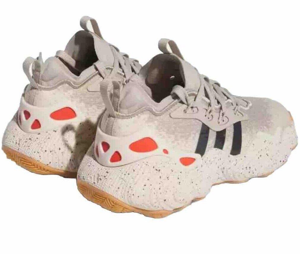Adidas TRAE YOUNG 3 Unisex Sports Shoes Basketball sz 8
