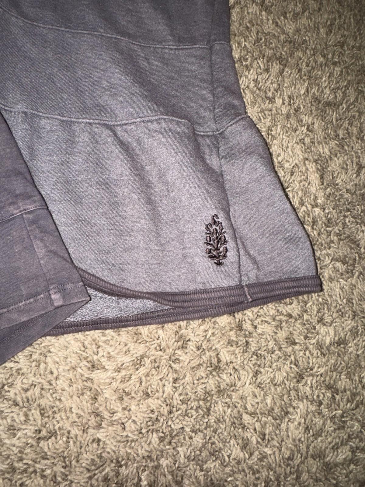 NWT Free People FP Movement I Elements Set in Gravel Size LG lounge Sold Out NEW