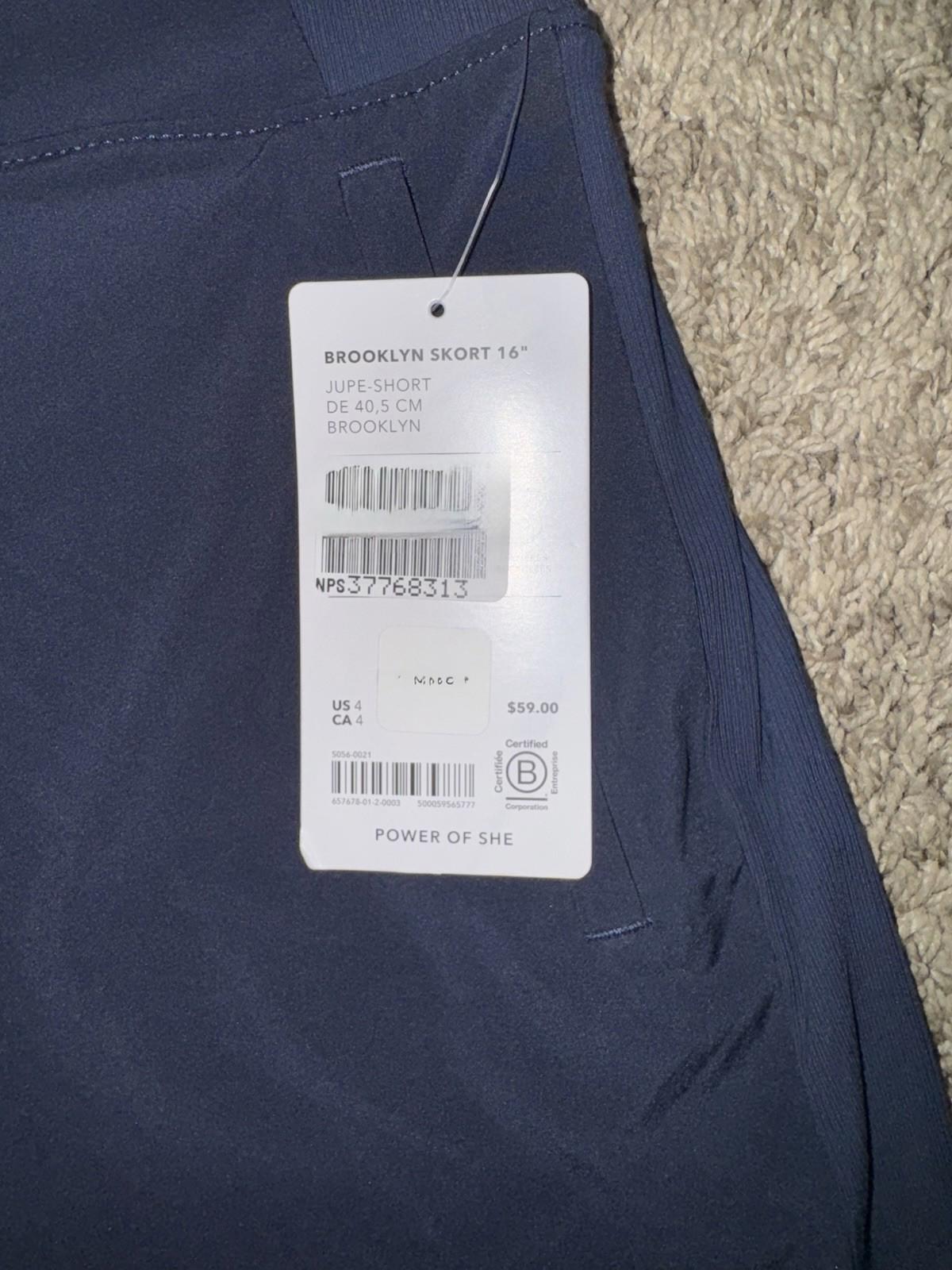Athleta Women's BROOKLYN HEIGHTS SKORT in Navy Size 4  NEW