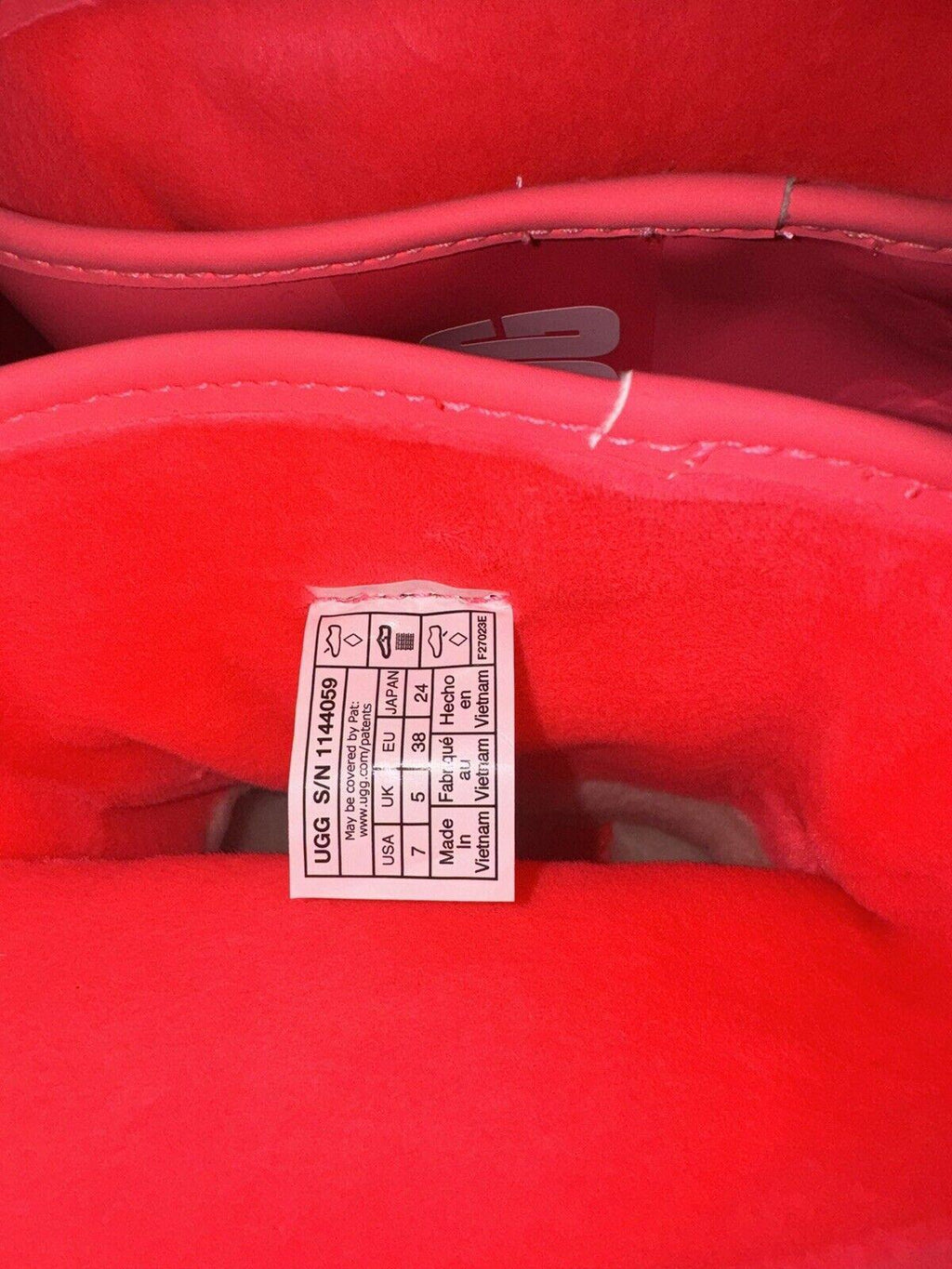 NEW! UGG CLASSIC BRELLAH MINI SUPER CORAL WOMEN'S SIZE US 7
