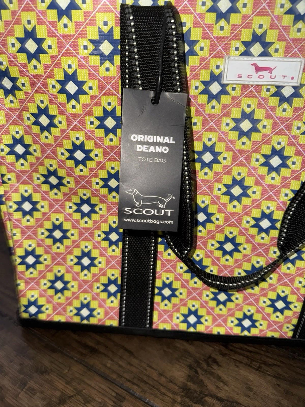 NEW SCOUT Original Deano Large Utility Tote For Women Point Taken NWT