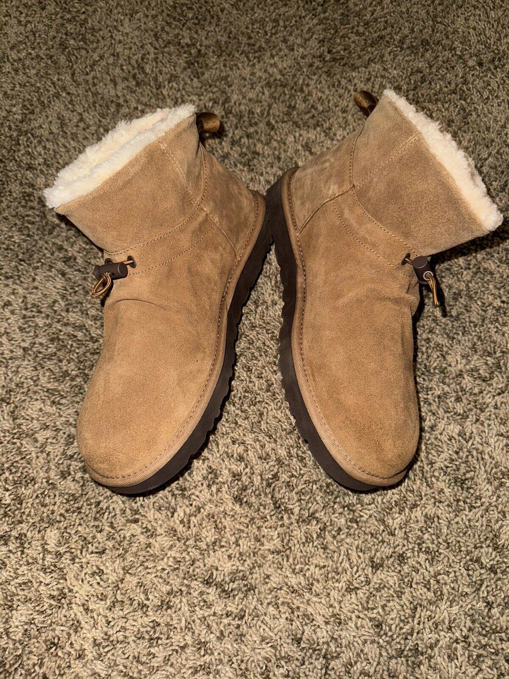NEW! Ugg Women Mini Toggler sz 9 US Chestnut RARE