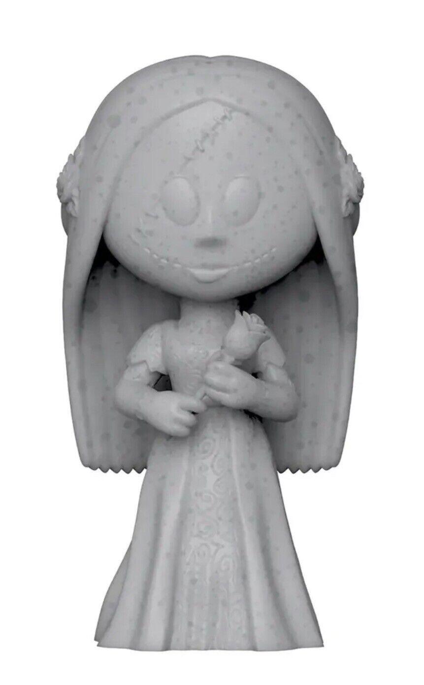 Funko Vinyl SODA: Disney - Formal  Sally Chase Stone Opened