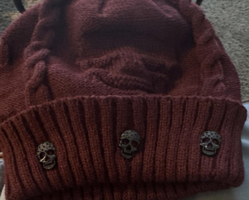 Winter Beanies Men Knitted Skull Pattern Maroon Hat With Metal Skulls Skull NEW