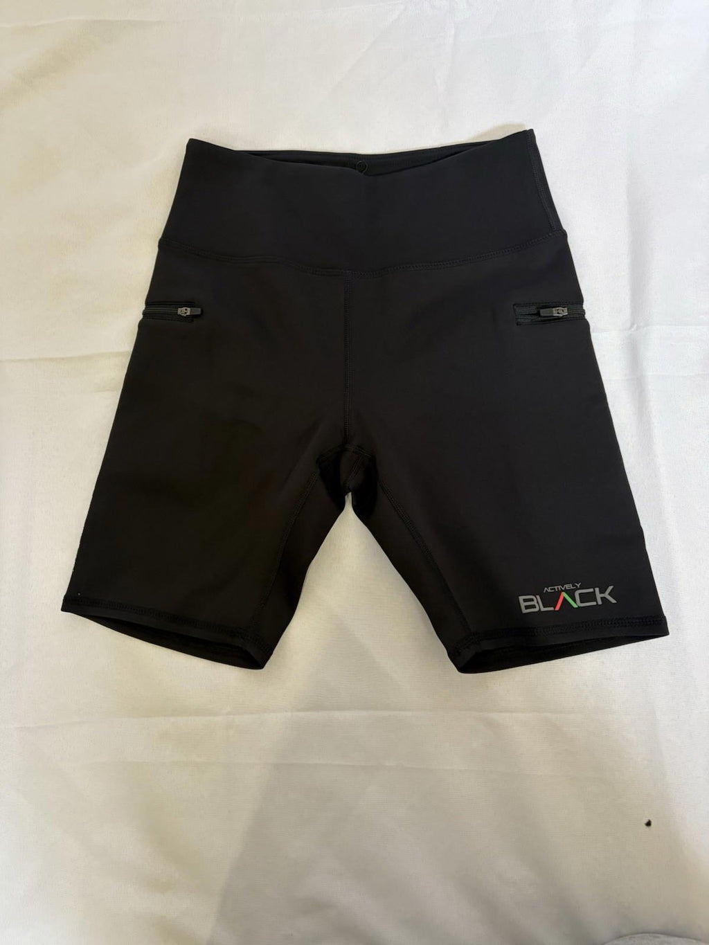 NEW - ACTIVELY BLACK womens bike shorts size SM black stretch gym active NWT