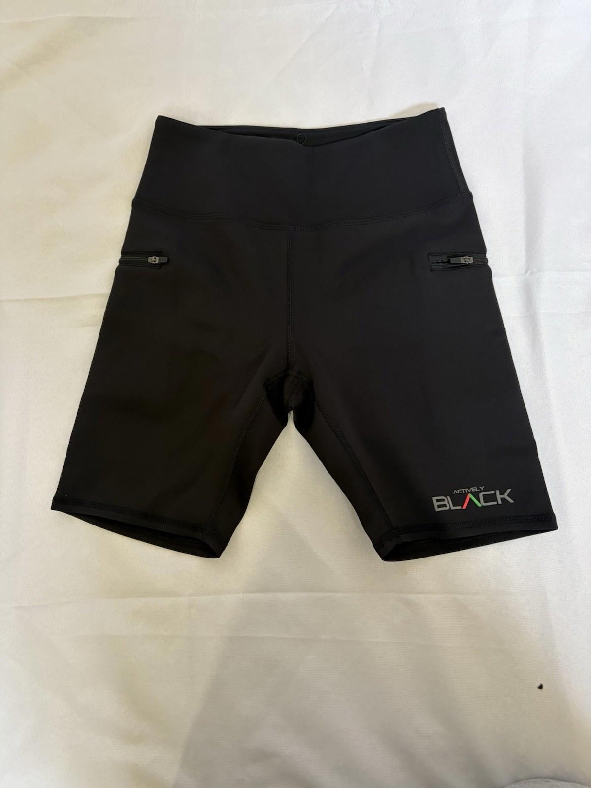 NEW - ACTIVELY BLACK womens bike shorts size SM black stretch gym active NWT