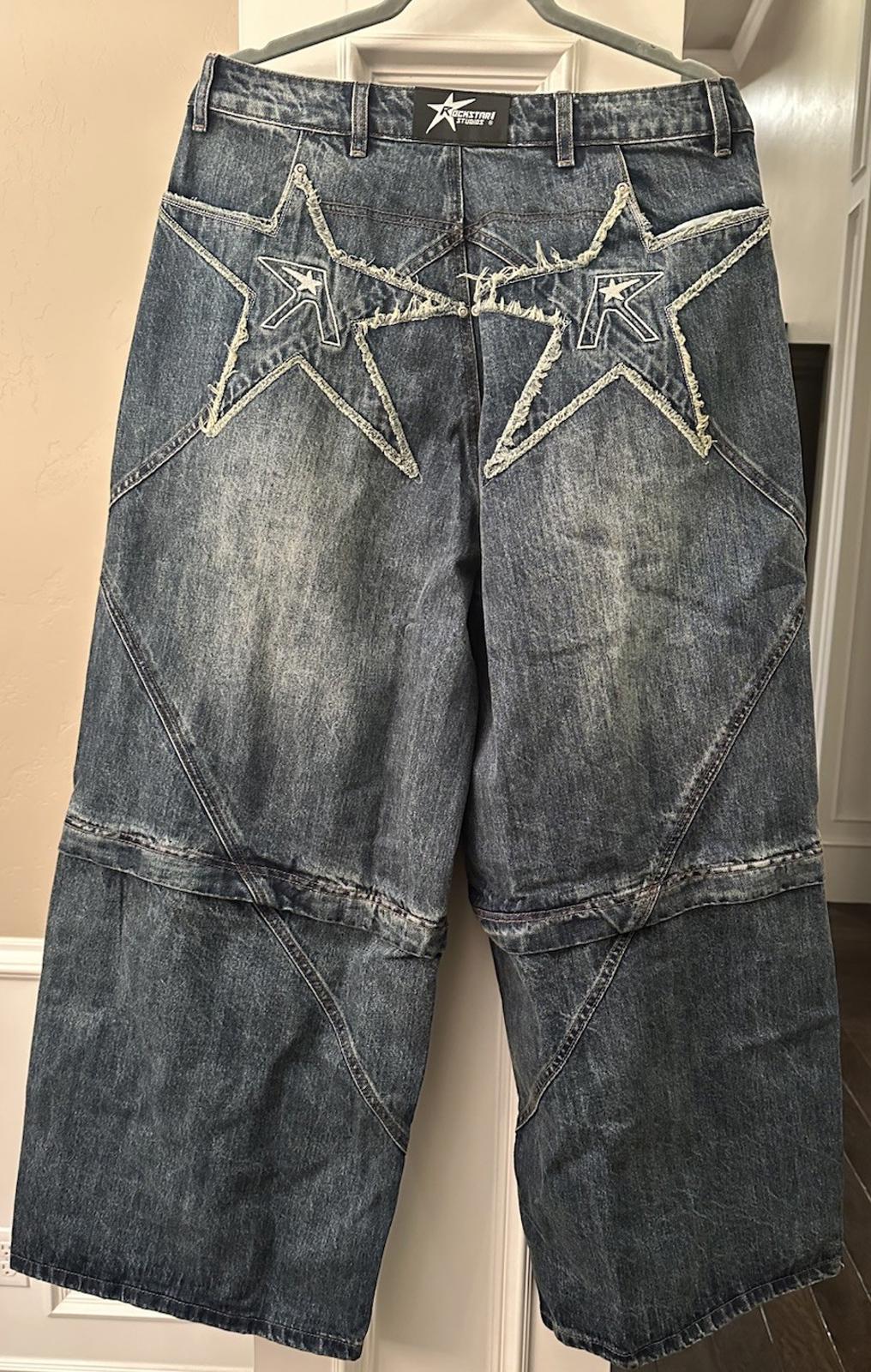 NEW! Rockstar Studios Logo pocket convertible jeans 34 X 32 NWOT