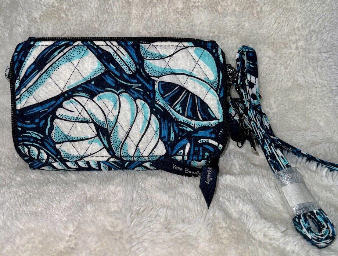Vera Bradley RFID 3 in 1 Crossbody In Shore Enough NWOT