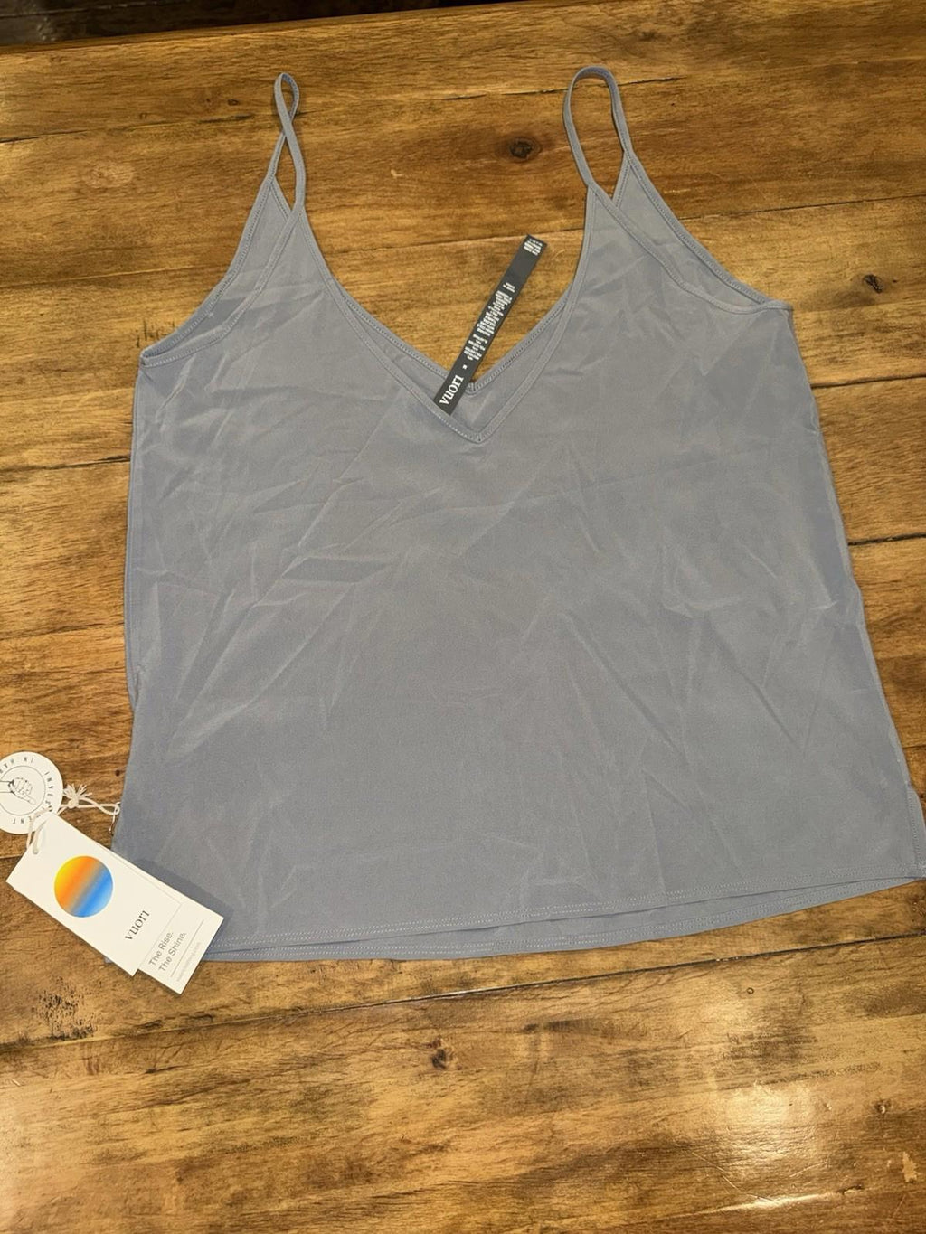 VUORI Villa V-Neck Cami Top Women's Size Size XL Gray Mallorca NEW