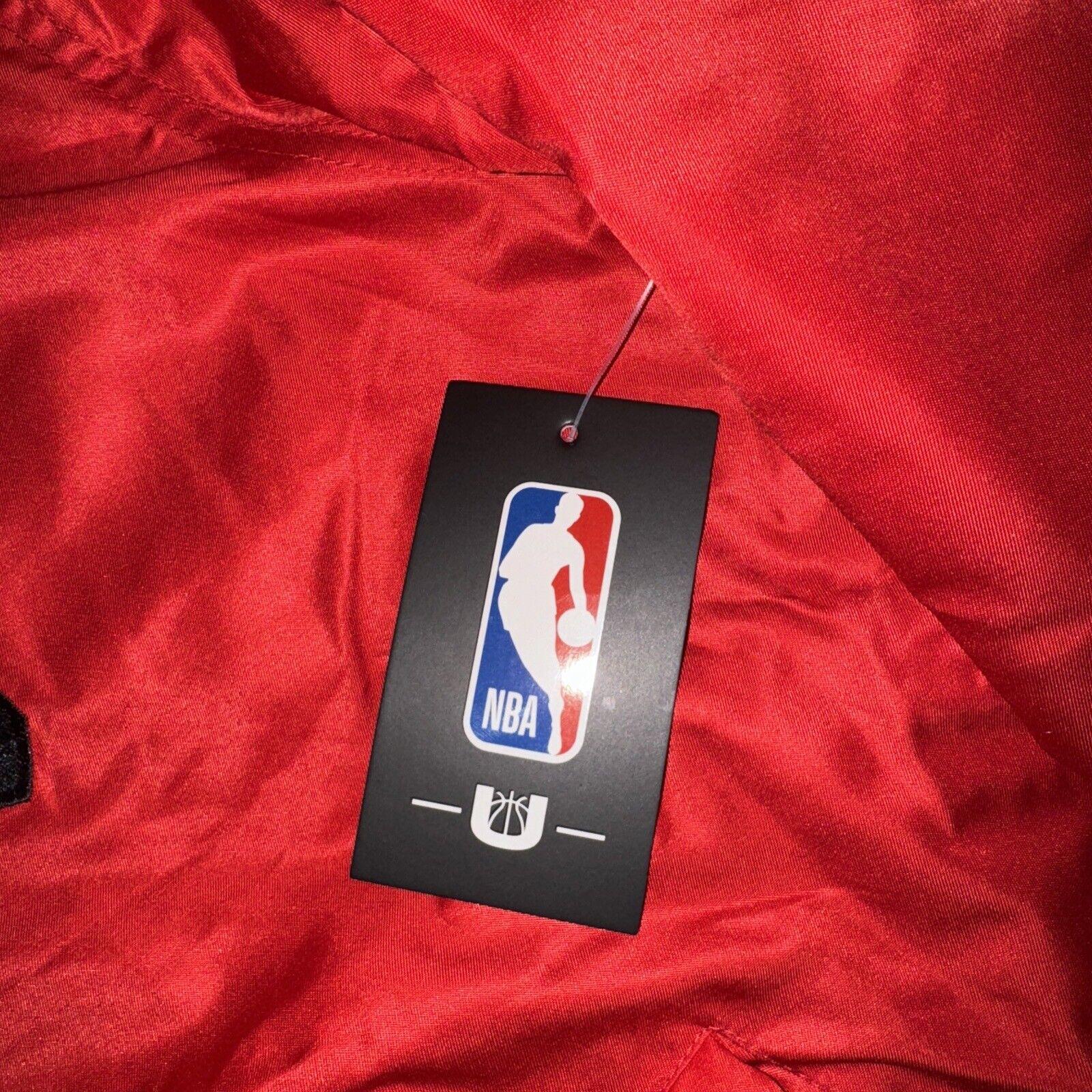 Vintage Chicago Bulls Jacket NBA Officially Licensed. NWT