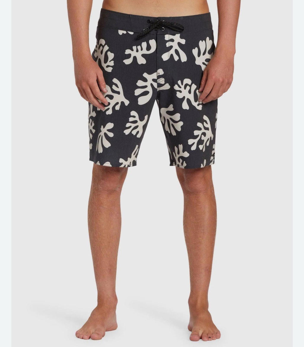 Billabong Horizon Pro Board Shorts Regular Length  Size 32 NWT