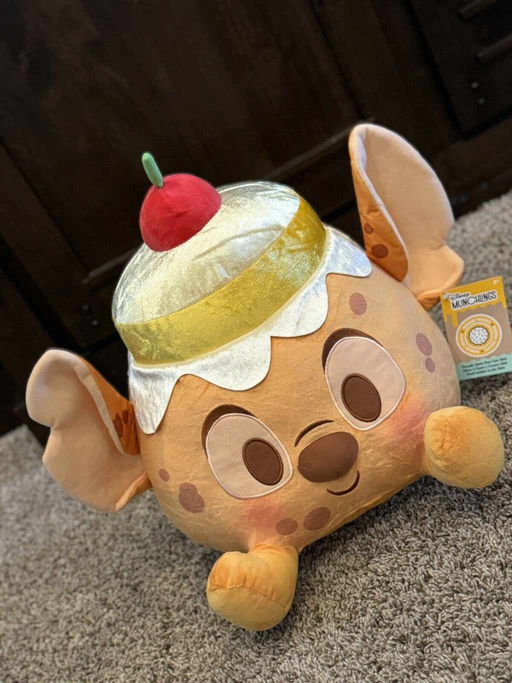Disney Munchlings Baked Treats STITCH Pineapple cake plush